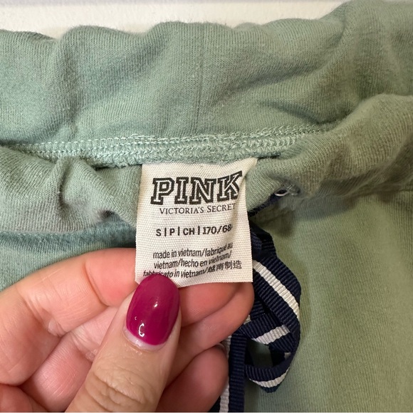 victoria’s secret pink green shorts size small - Picture 3 of 5